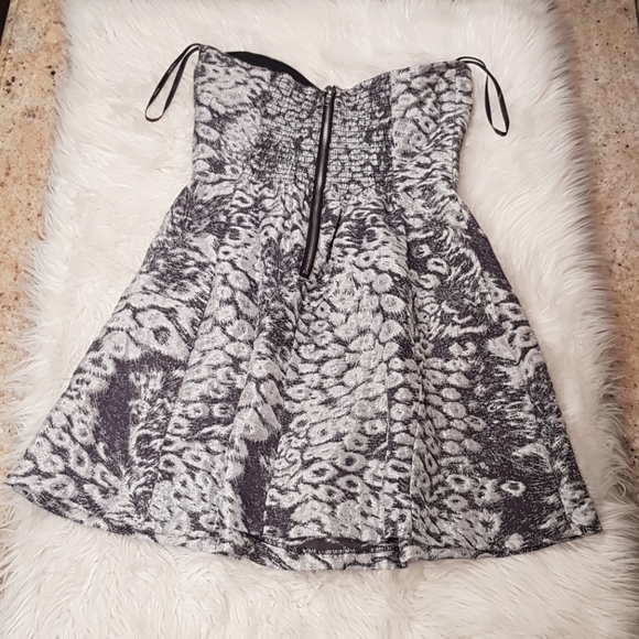 MINK PINK Strapless Mini Dress - Picture 6 of 8